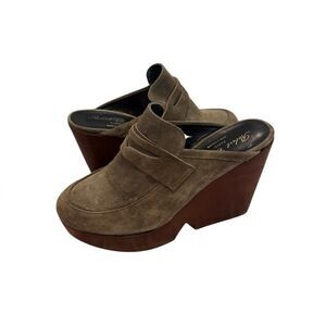 Robert Clergerie Damor Olive Platform Wooded Clogs 40